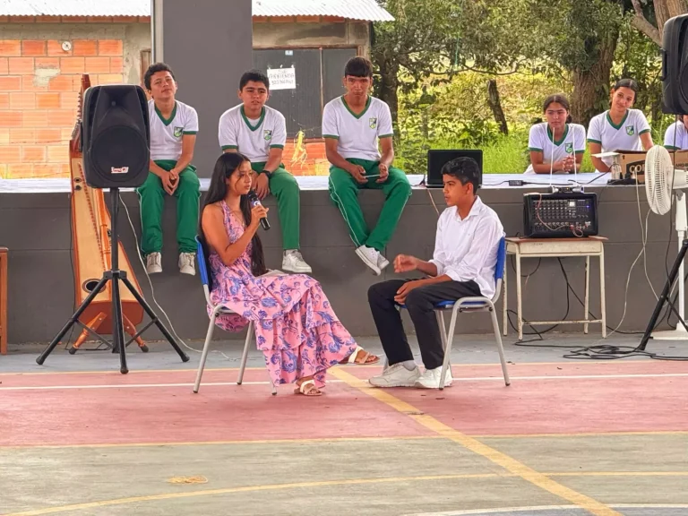 DÍA DEL IDIOMA   EN ABRIL